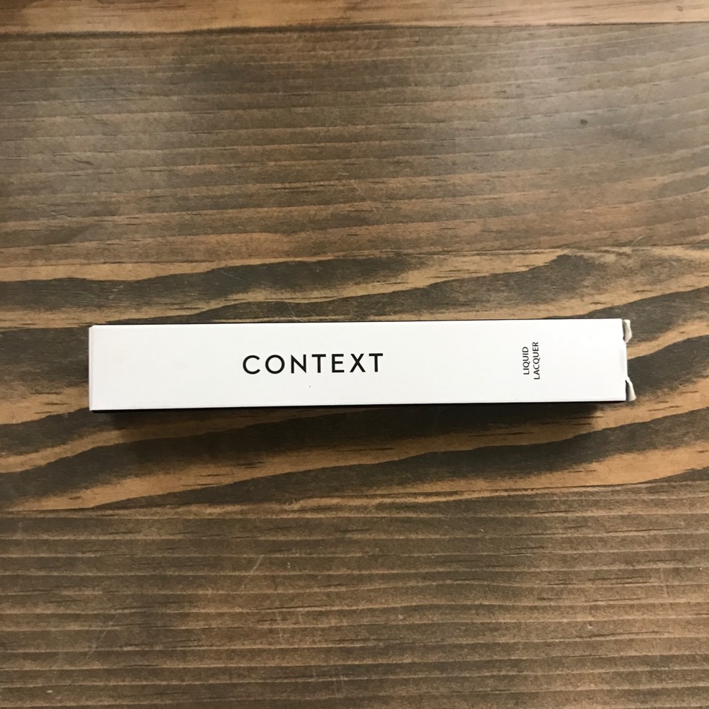 Context liquid lacquer in “mad love”